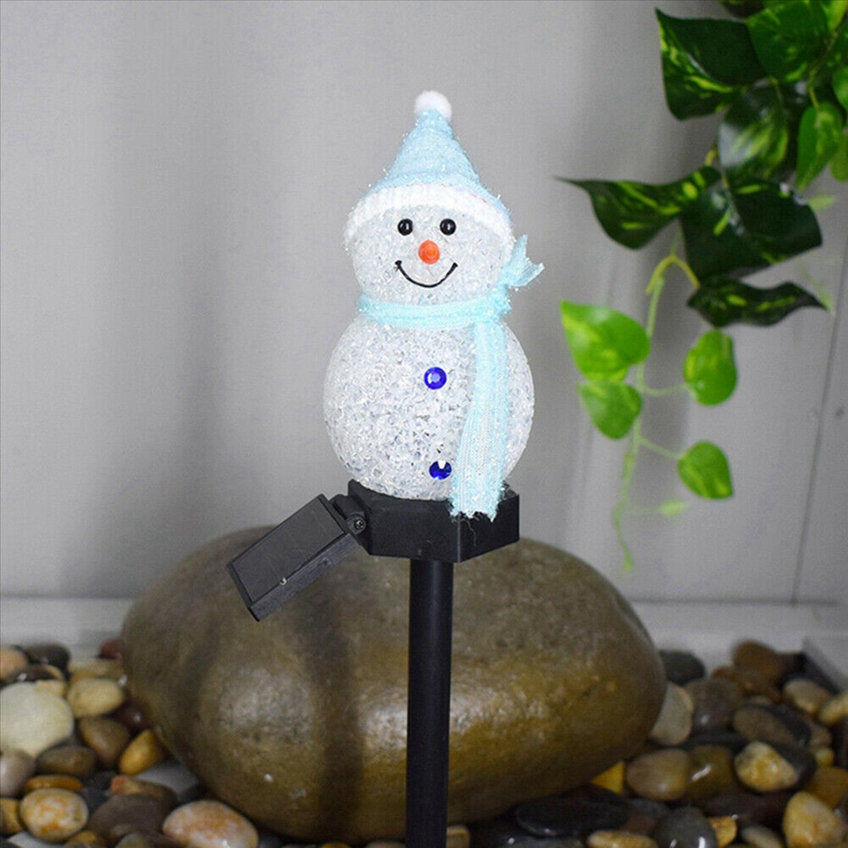 Солнечные светильники N84R 4X  – обзор и цена Outdoor Power For Xmas Lights